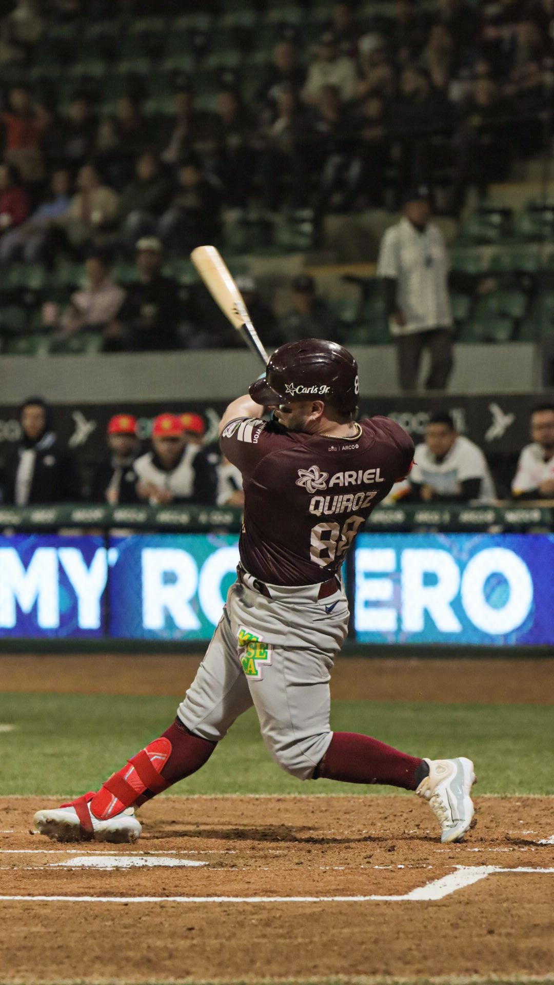 $!Grand slam de Luis Verdugo le da la victoria a Tomateros