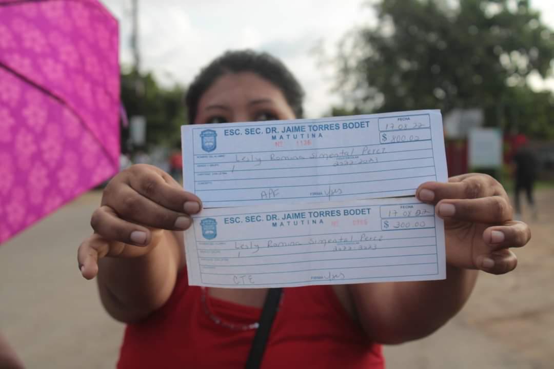 Padres De Familia De Secundaria Jaime Torres Bodet Bloquean La Clouthier En Mazatlán 1089