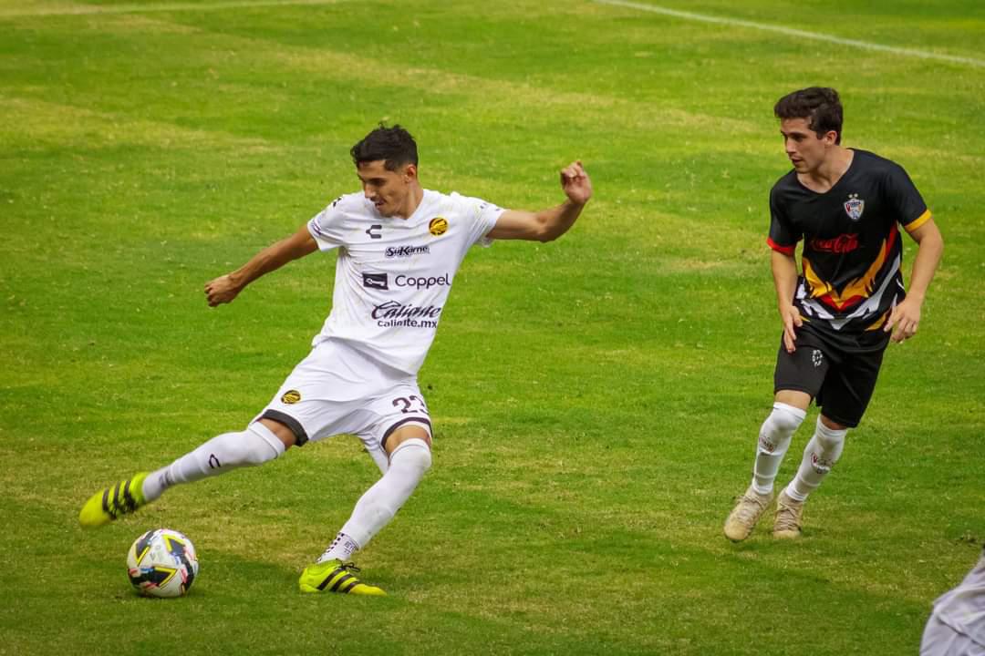 $!Dorados aprovecha su descanso en liga para disputar amistoso en casa