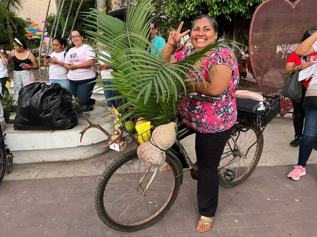 $!Convivencia sobre bicicletas en el cuarto día de conmemoración por los 107 años de la Municipalización de Escuinapa