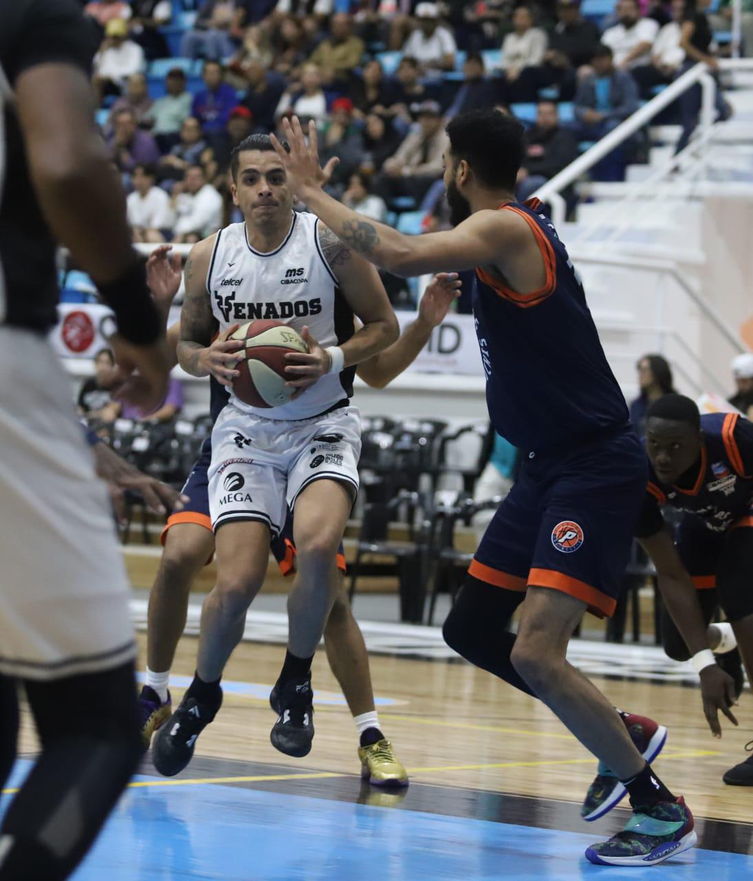 $!Venados Basketball define triunfo en los últimos segundos