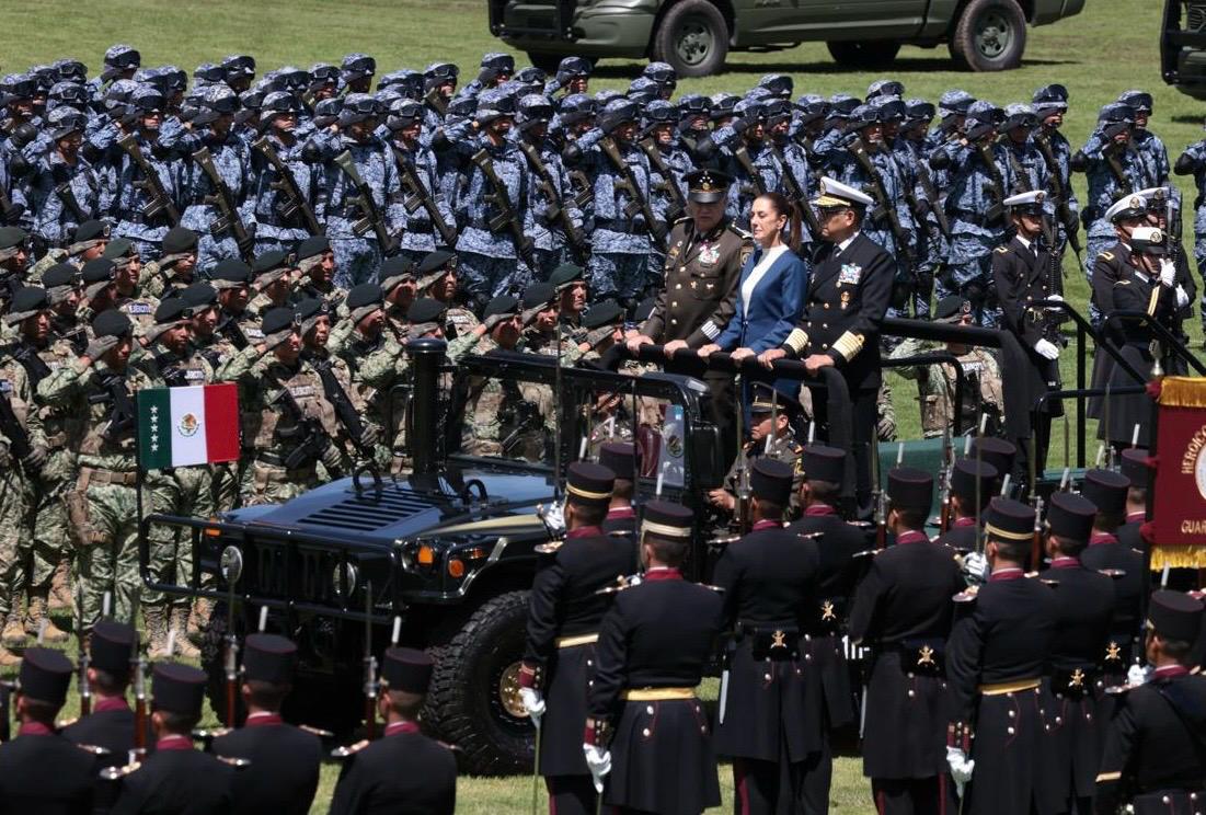 $!Fuerzas Armadas saludan a Claudia Sheinbaum, su primera Comandanta Suprema