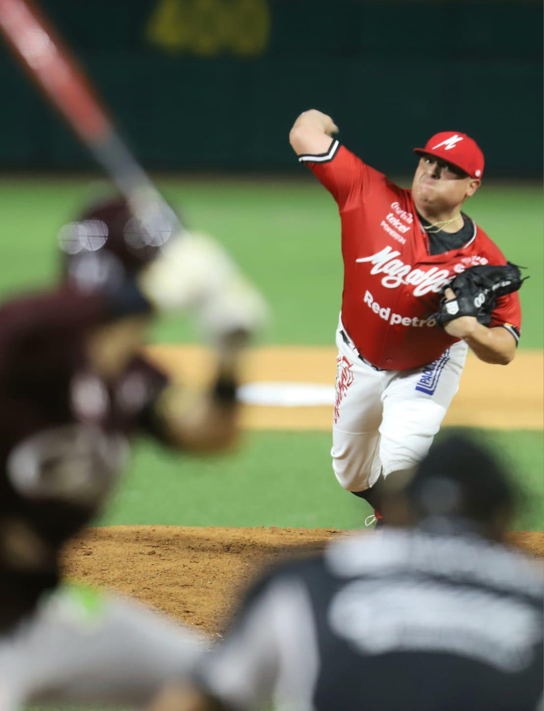 $!Venados le corta la racha ganadora a Tomateros