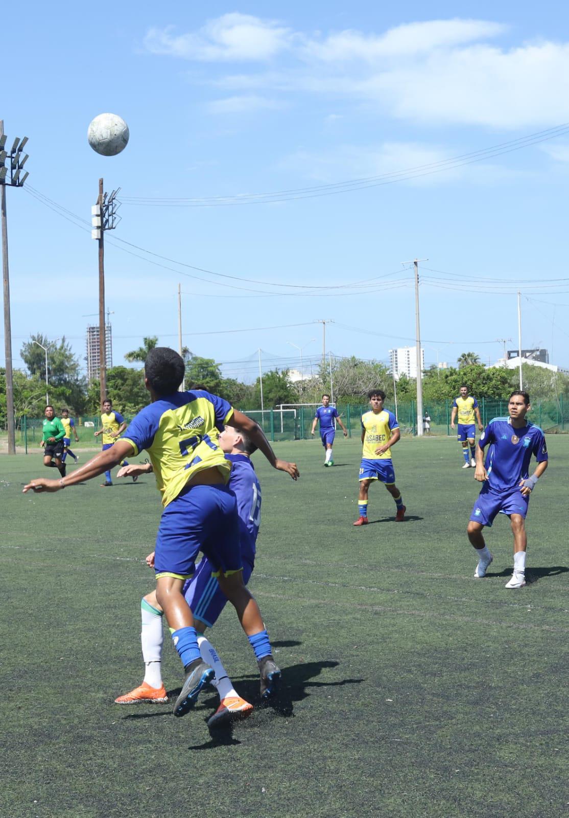 $!Boys de Villa Unión pega primero en los cuartos de final de la Primera Fuerza