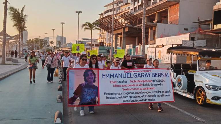 ¡Gobernador, a Emmanuel lo queremos vivo!, claman familiares y amigos del joven de Concordia desaparecido en Mazatlán