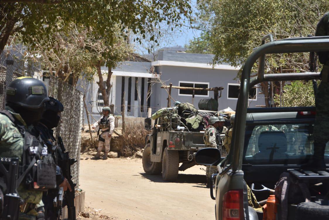 $!Explosión de tanque deja a siete militares heridos, en Imala