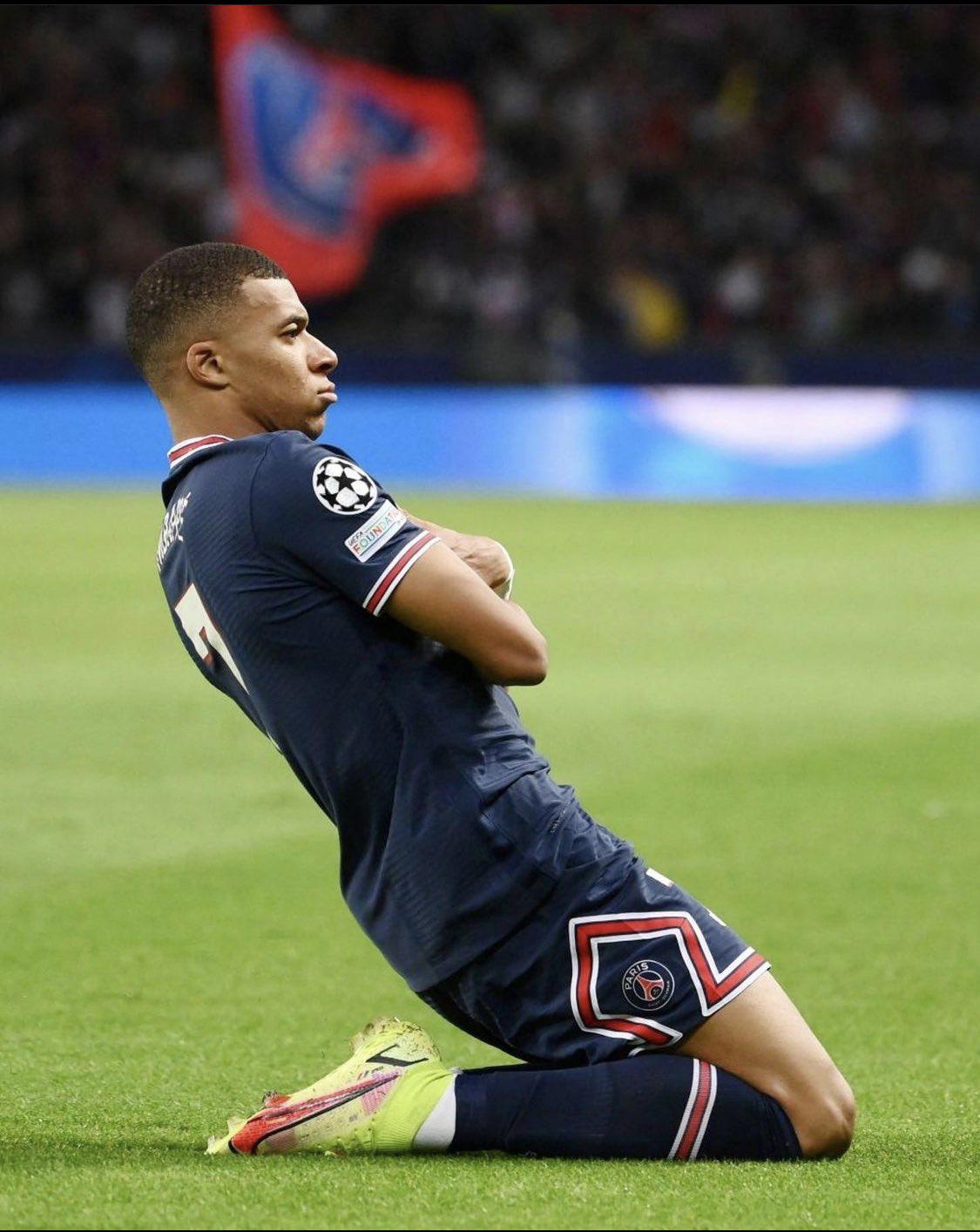 $!Mbappé amenaza al PSG: riesgo de perder licencia UEFA