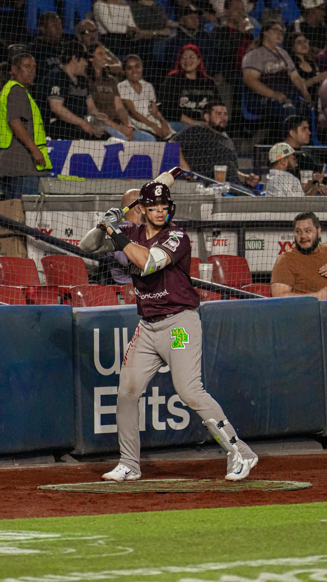 $!Tomateros se lleva un emocionante duelo de volteretas