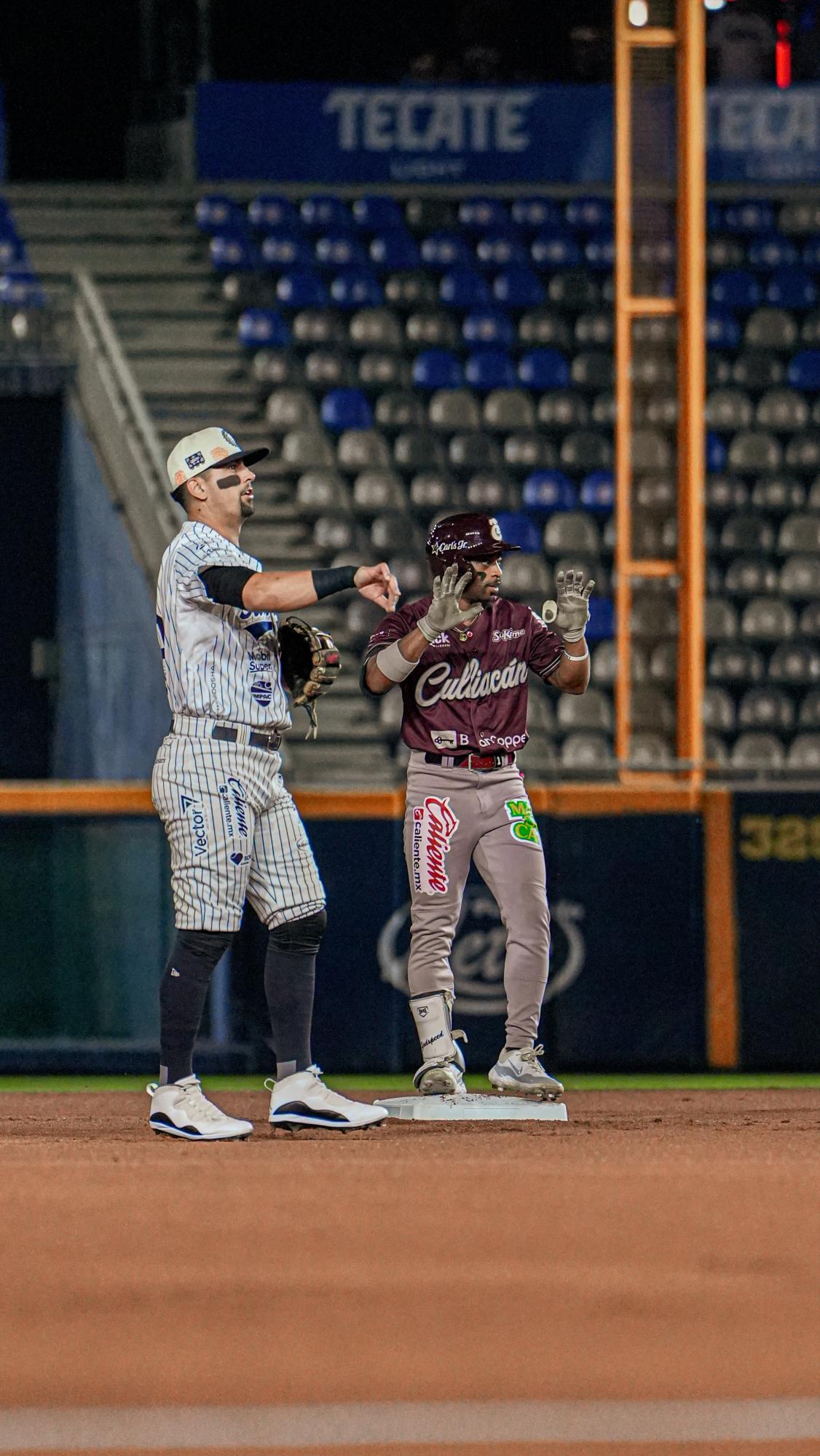 $!Tomateros blanquea y barre a Sultanes para mantener liderato de LMP