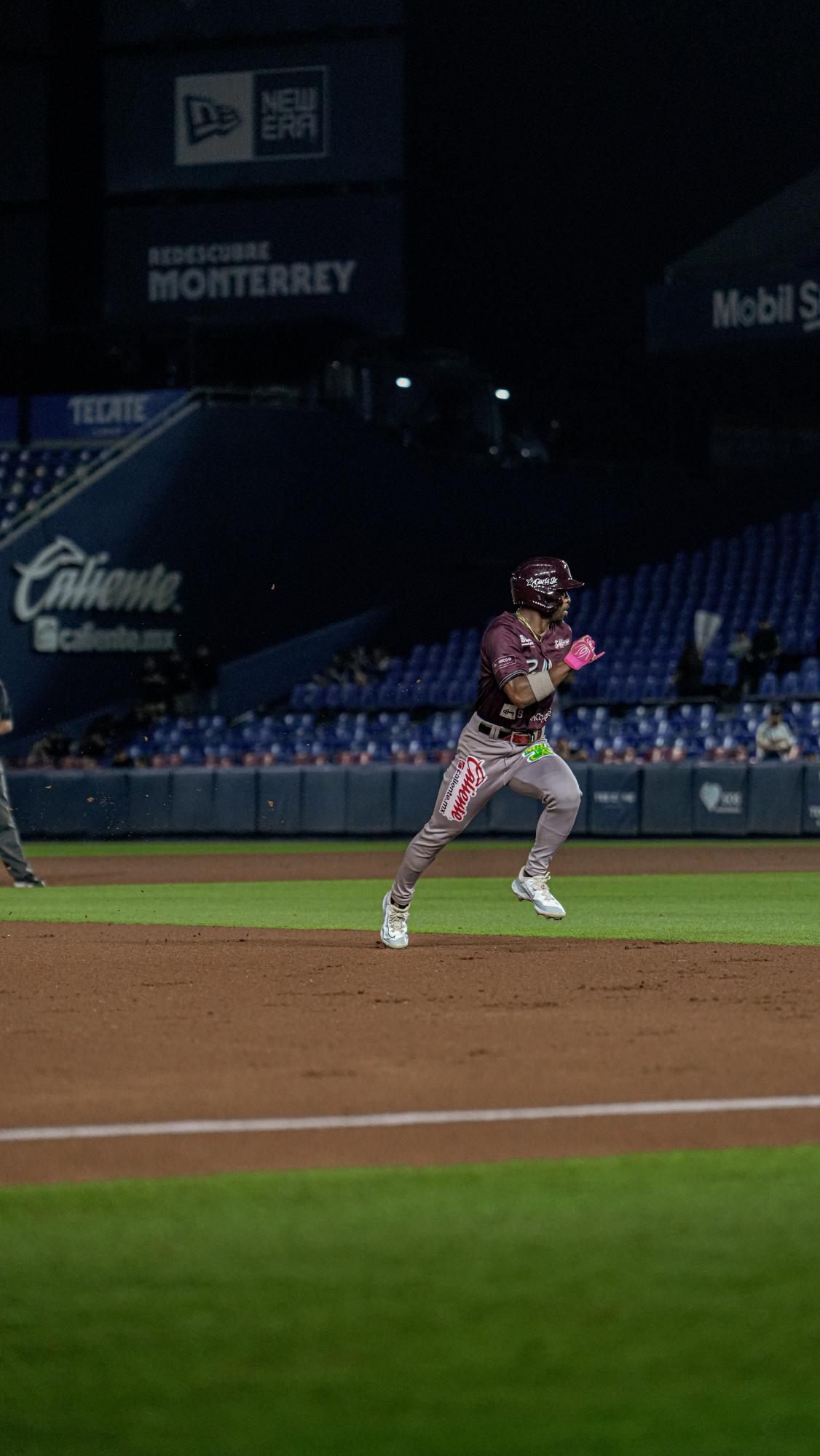 $!Tomateros blanquea y barre a Sultanes para mantener liderato de LMP