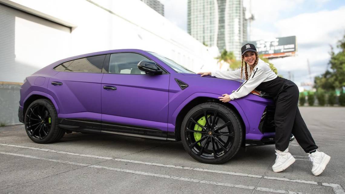 Shakira cumple su palabra, rifará entre sus fans su Lamborghini Urus S.