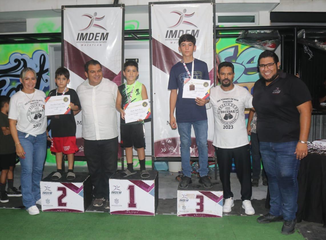 $!Culmina con éxito Torneo de Box Amateur José ‘Loco’ Becerra