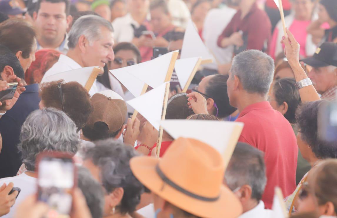 $!Adán Augusto asegura en Mazatlán que la oposición quiere terminar con programas sociales