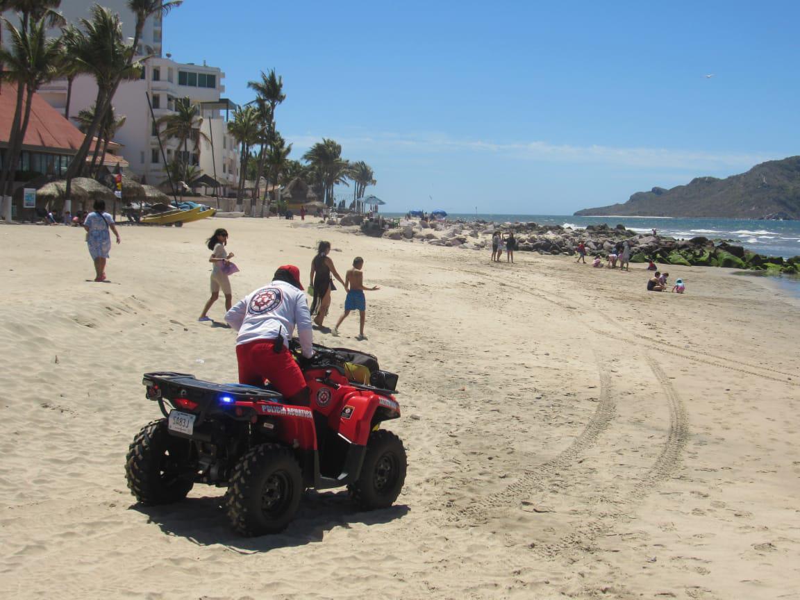 $!Reportan a dos bañistas afectados por quemadores en playas de Mazatlán