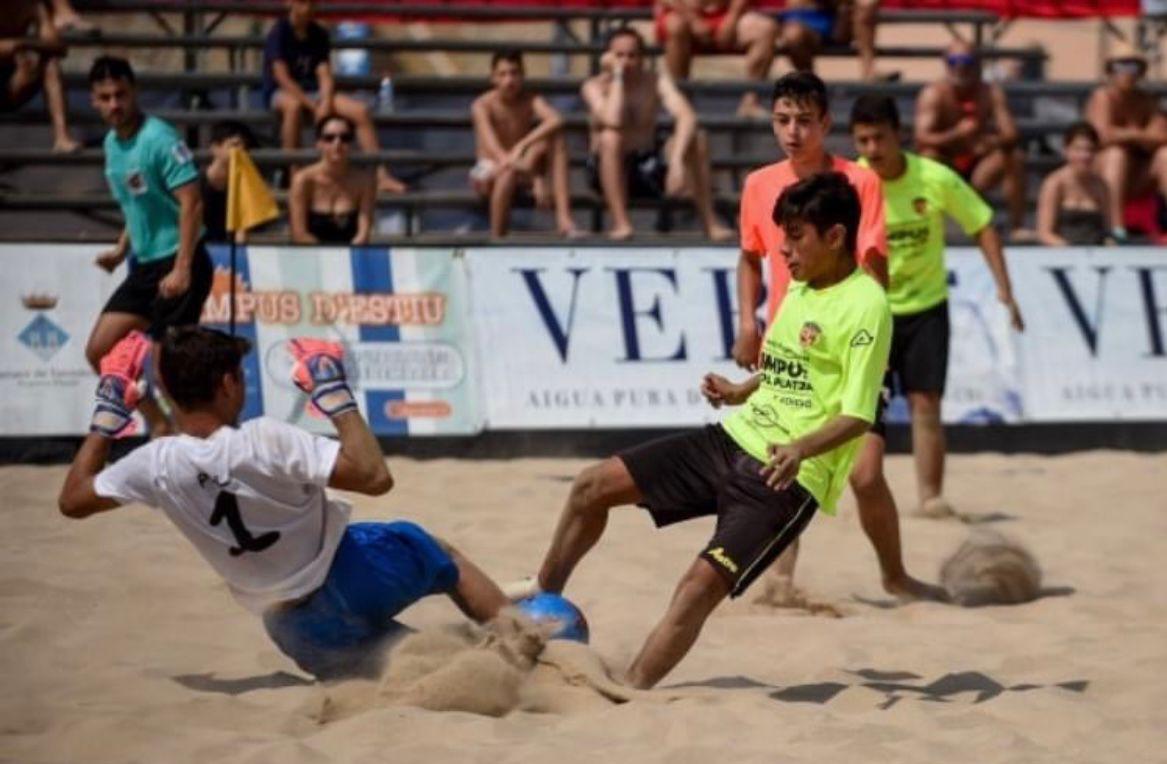 $!Repartirán 9 mil pesos en premios en fut playero de Las Cabras