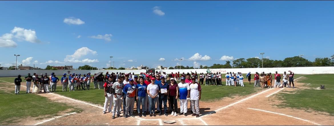 $!Inaugura Alcaldesa Liga de Béisbol Tercera Fuerza ‘Rafael Palomares Rodríguez’, en Escuinapa