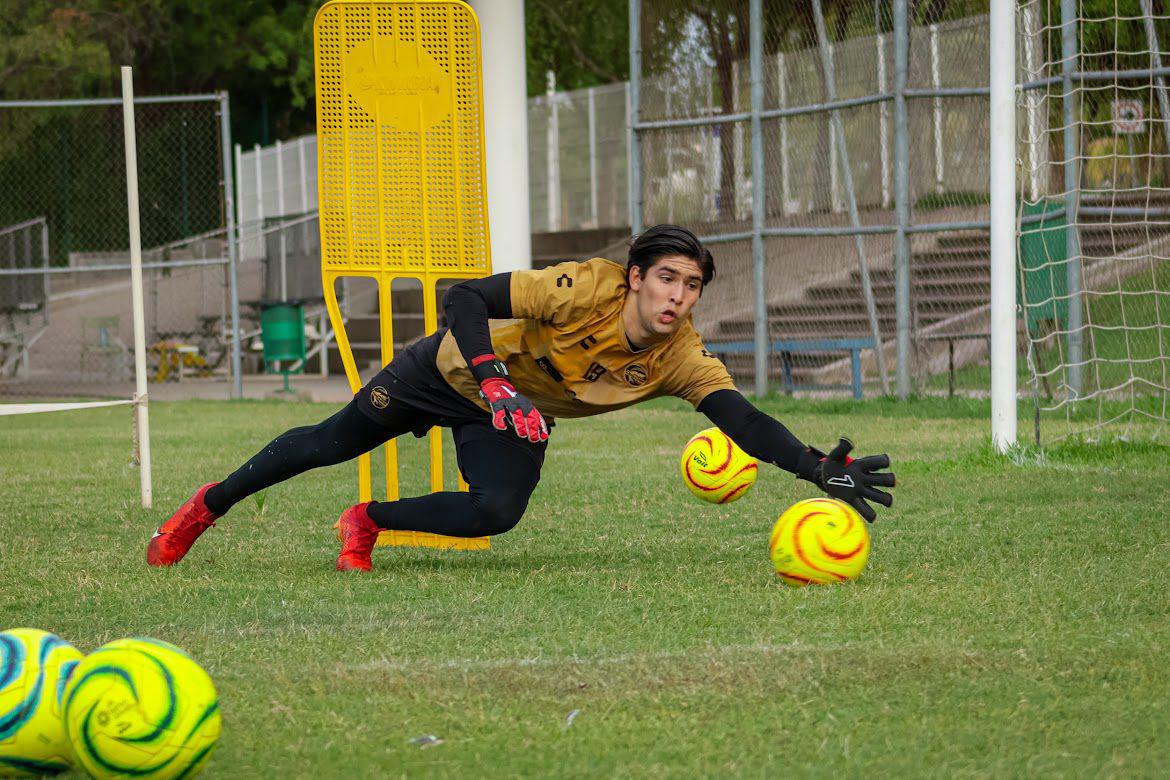 $!El arquero culichi José Castro regresa a Dorados