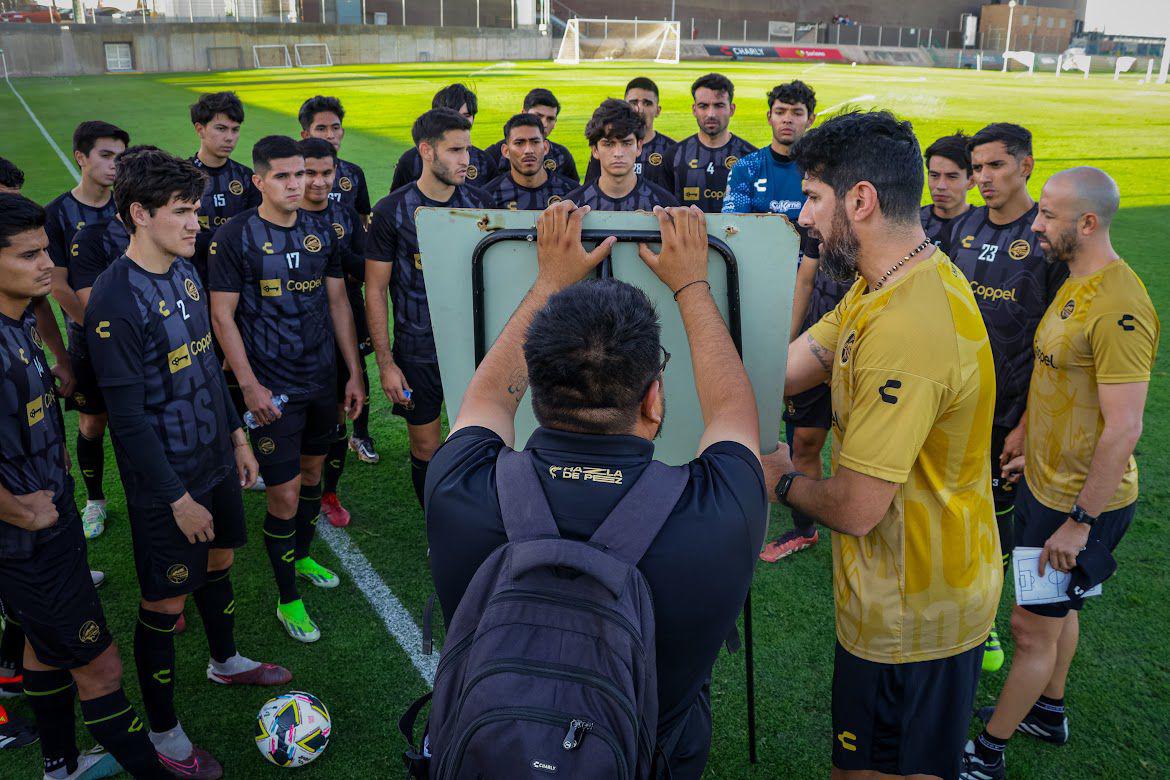 $!Debut triunfal de ‘Loco’ Abreu con Dorados