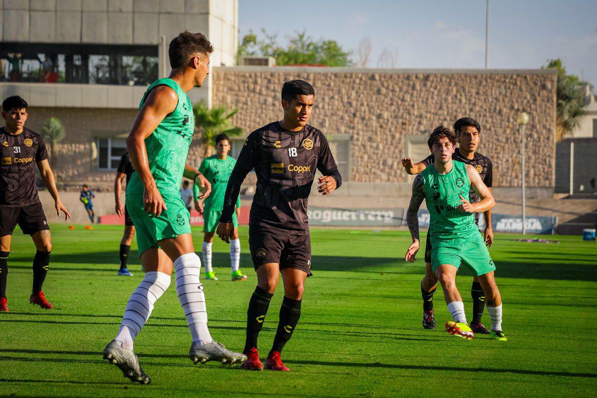 $!Debut triunfal de ‘Loco’ Abreu con Dorados