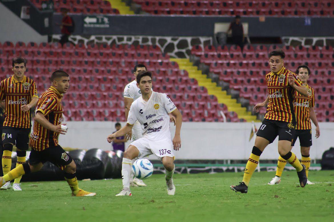 $!Leones Negros hace garras a Dorados de Sinaloa