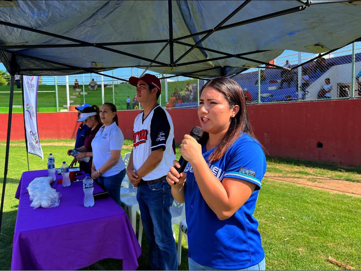 $!Inaugura Alcaldesa Liga de Béisbol Tercera Fuerza ‘Rafael Palomares Rodríguez’, en Escuinapa