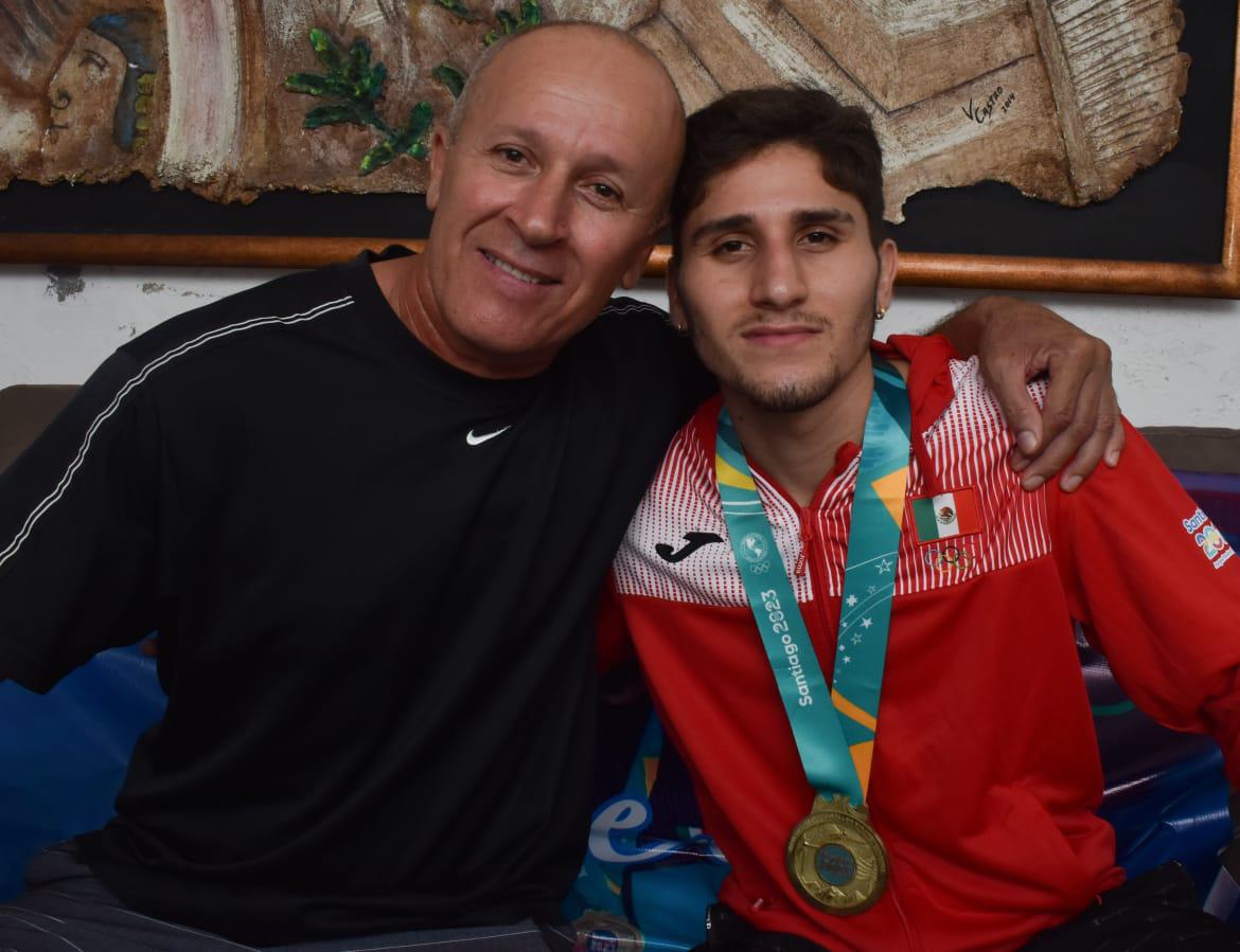 $!Desmienten Marco Verde y su padre Sammy vender su auto para ir a París 2024