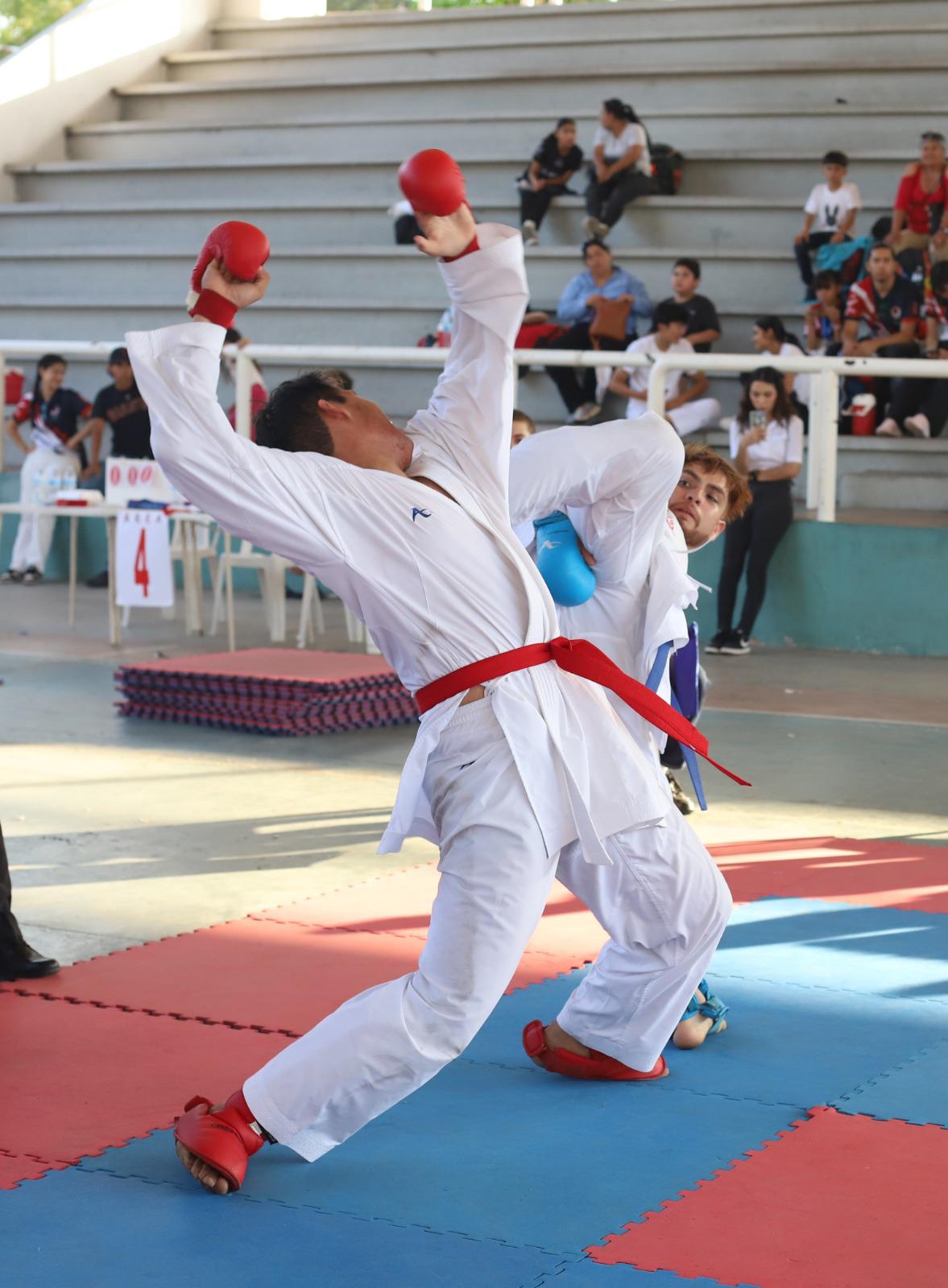 $!Moreno Bautista vuelve a ser la figura de la Copa Noroeste de Karate