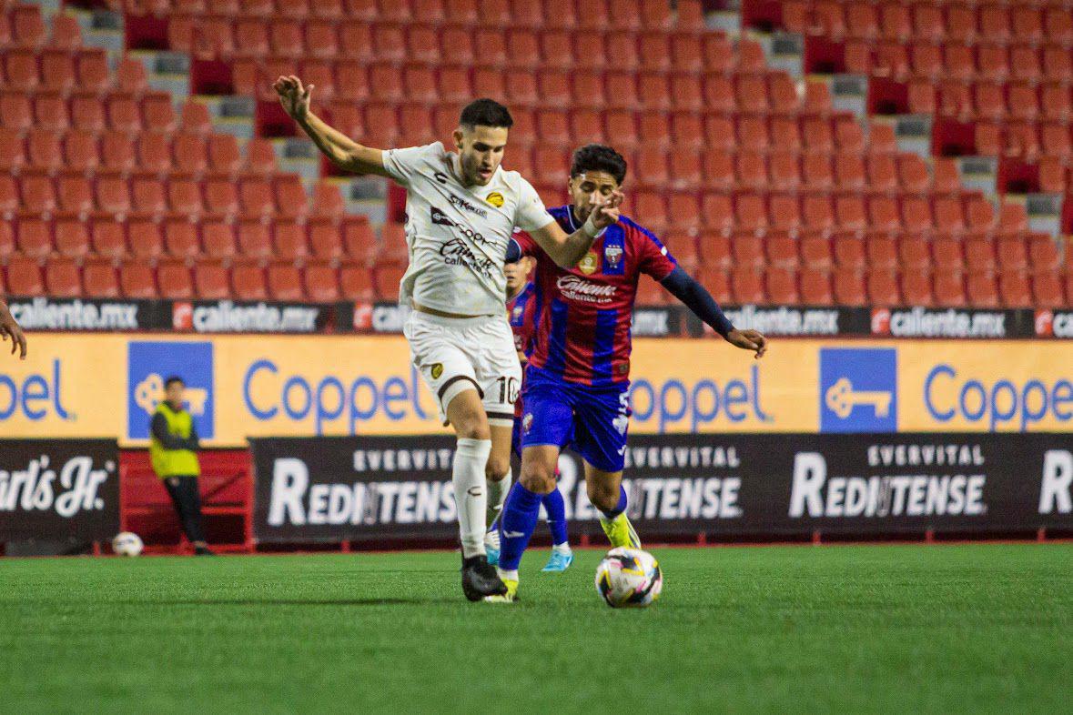 $!Va Dorados de Sinaloa por su pase a semifinales en el Estadio Hidalgo