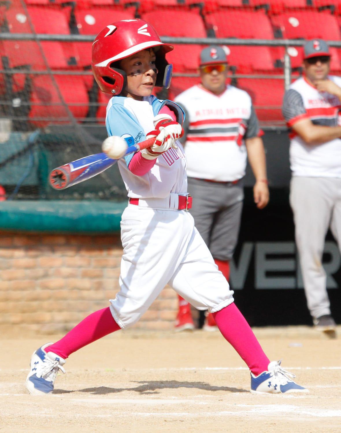 $!Panteras desgarran a Medias Rotas en el Mazatlán Baseball Tournament