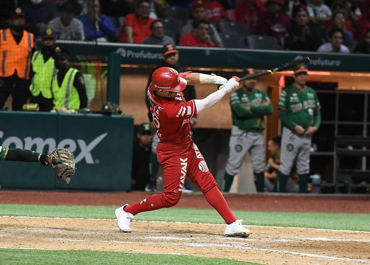 $!Jesús Fabela decide el triunfo para Diablos Rojos ante Leones