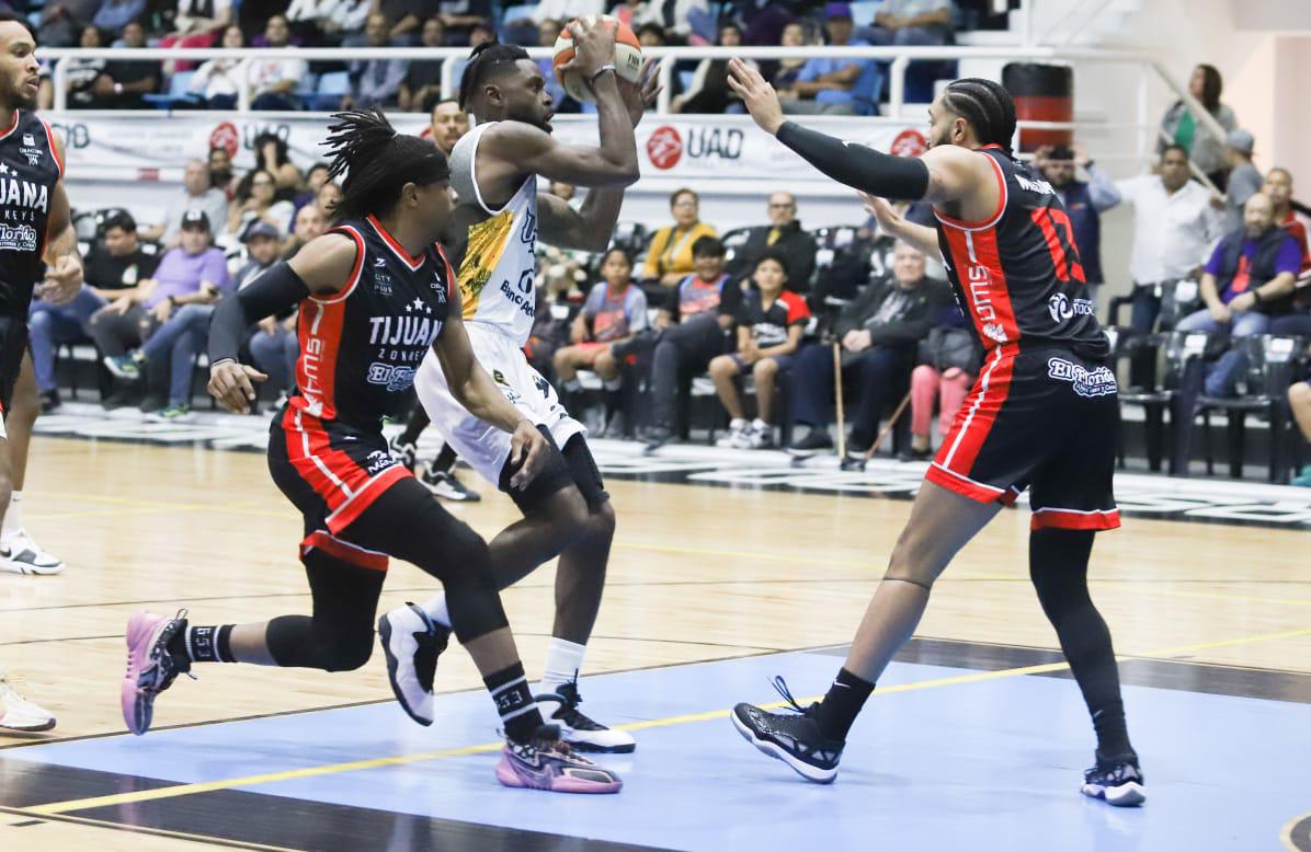 $!Venados Basketball da golpe de autoridad y vence al líder Zonkeys de Tijuana