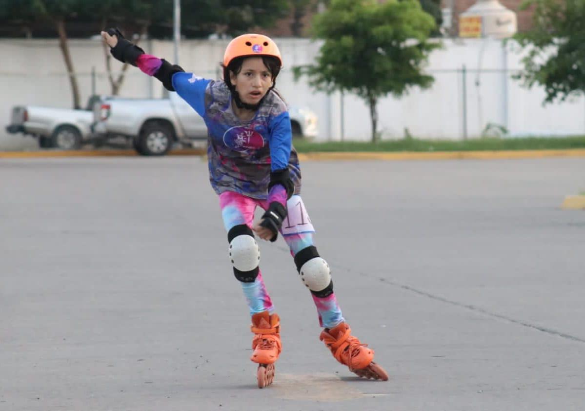 $!Rompen el viento, en el Circuito de Patinaje Imdem