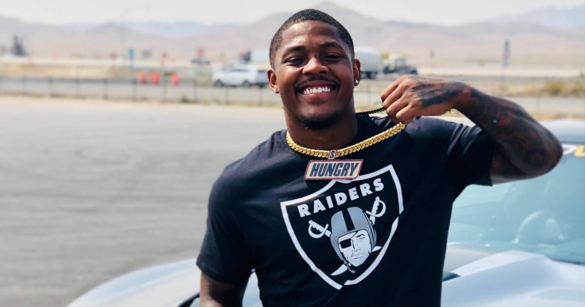 Josh Jacobs volvería con los Raiders para el primer partido de la