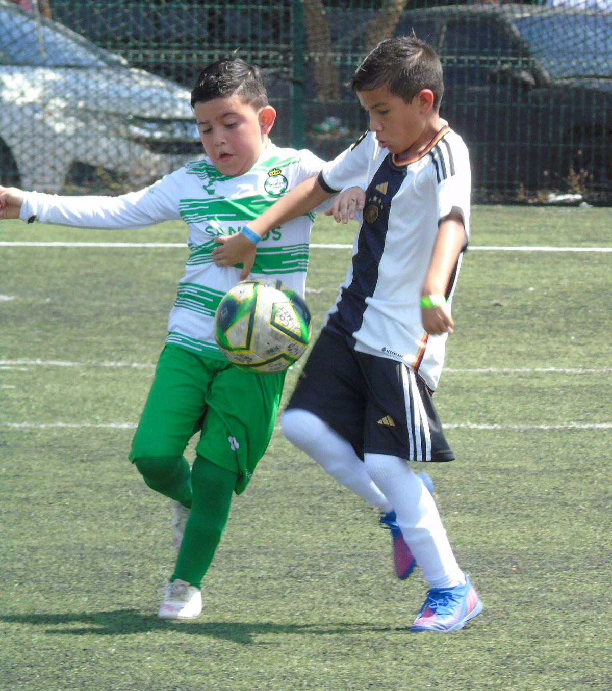 $!Porteños se meten entre los mejores de Copa Mazatlán de Futbol 7