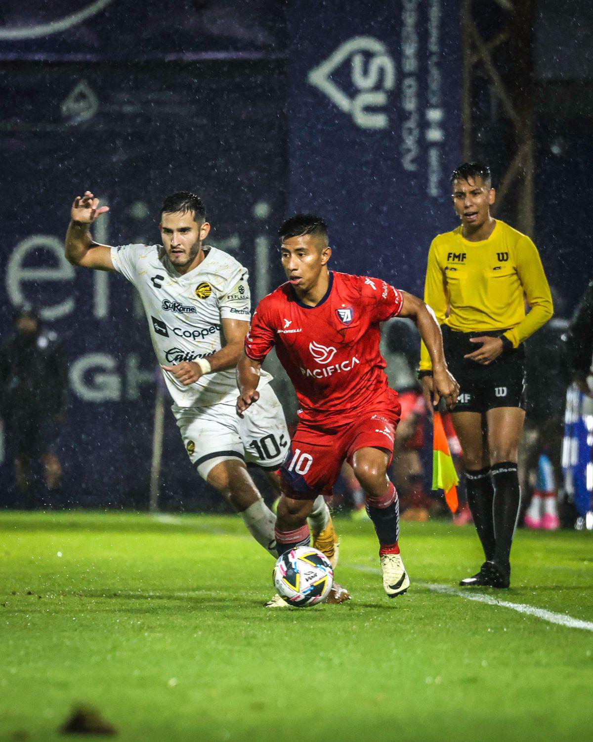 $!Dorados saca un punto en casa de Alteños