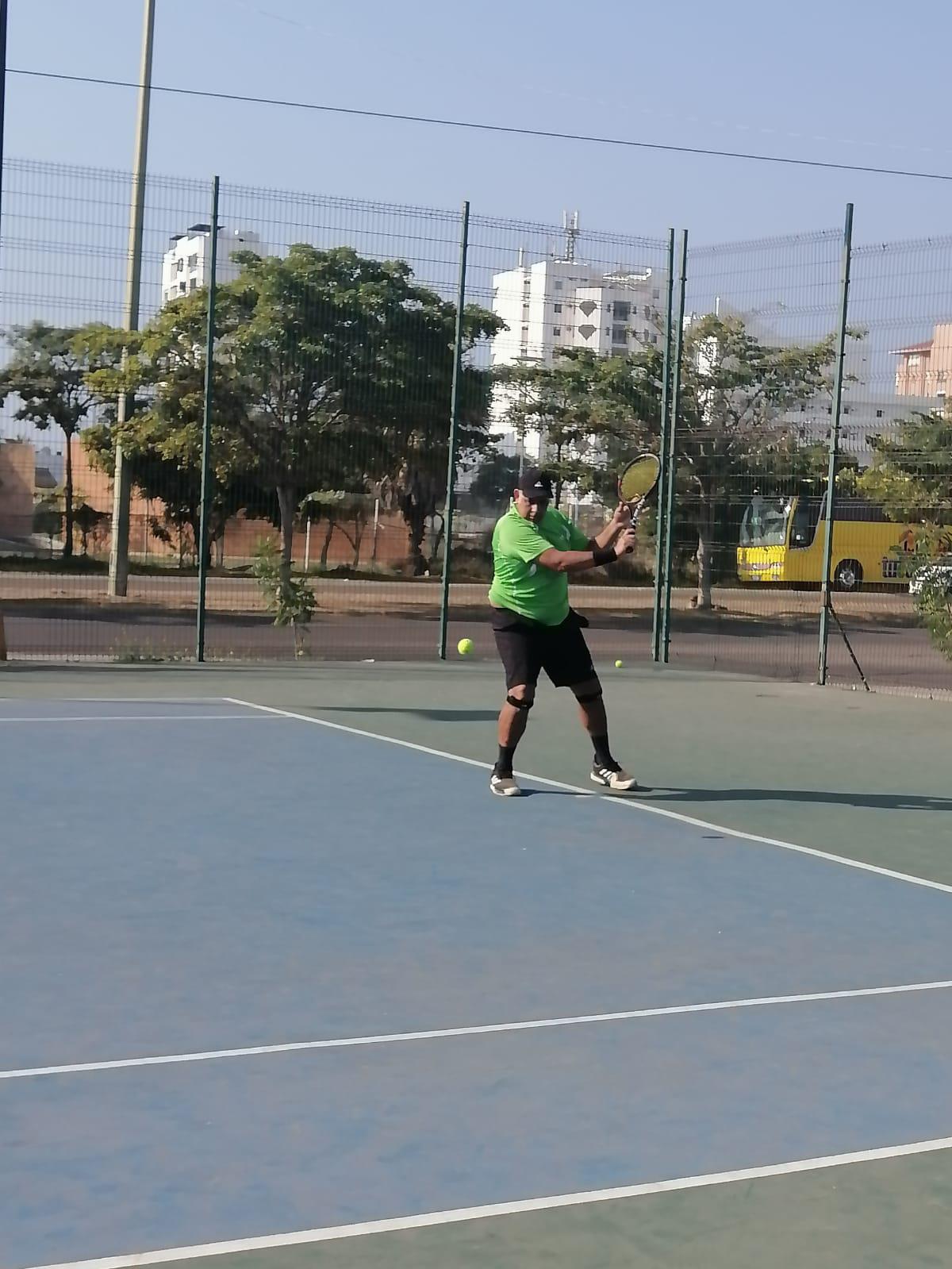 $!Rodrigo Morales da el cerrojazo a Tenis Escalera Garley