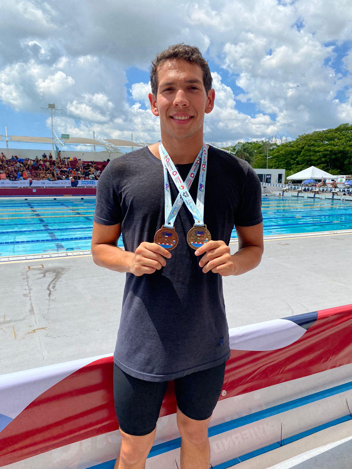 $!Caen primeras medallas para Mazatlán en Nacional de Natación Máster