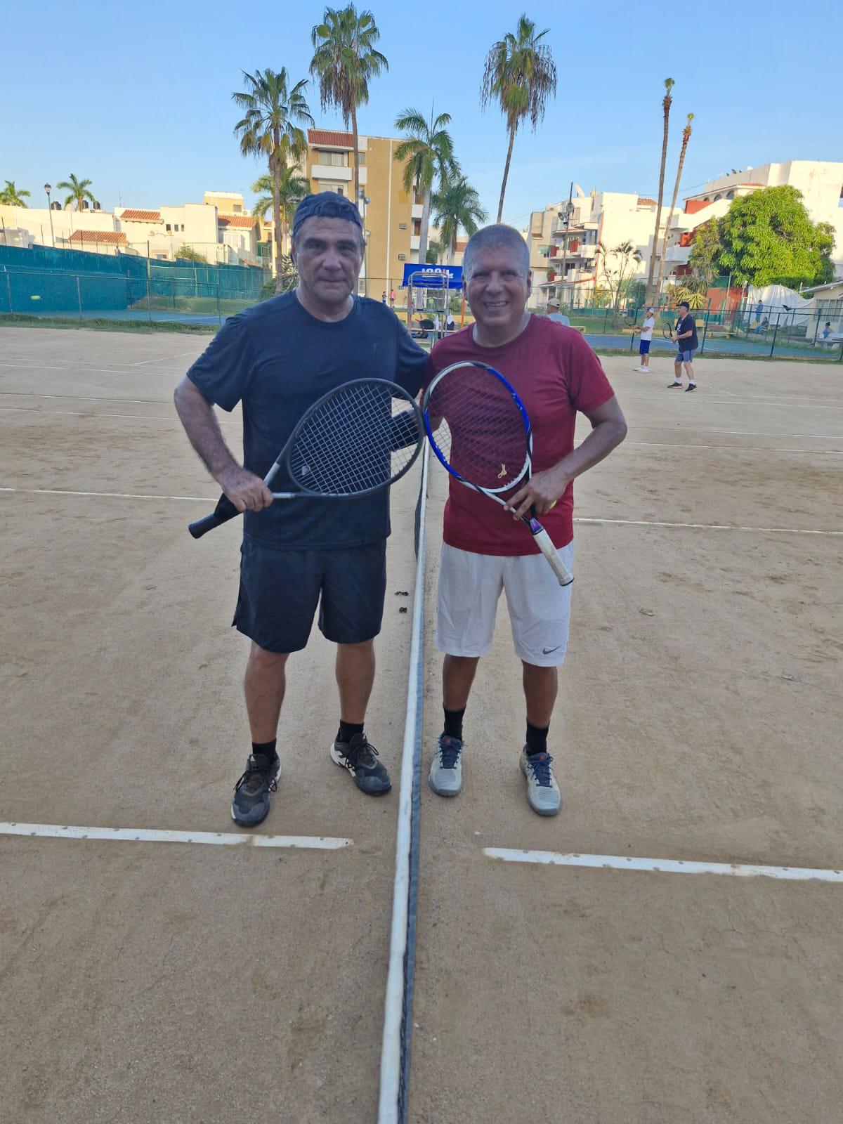 $!Ruiz y Gamboa levantan el título de Dobles en Racquet Las Gaviotas