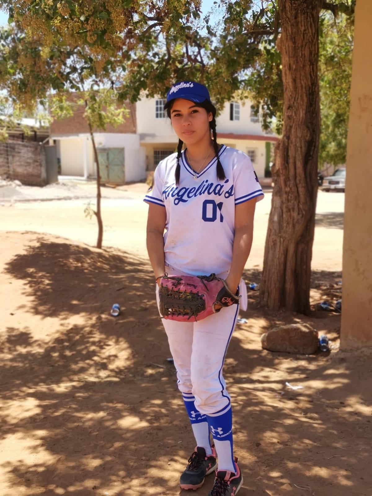 $!Felinas de Barrón lidera Softbol Femenil Campesina Río Presidio