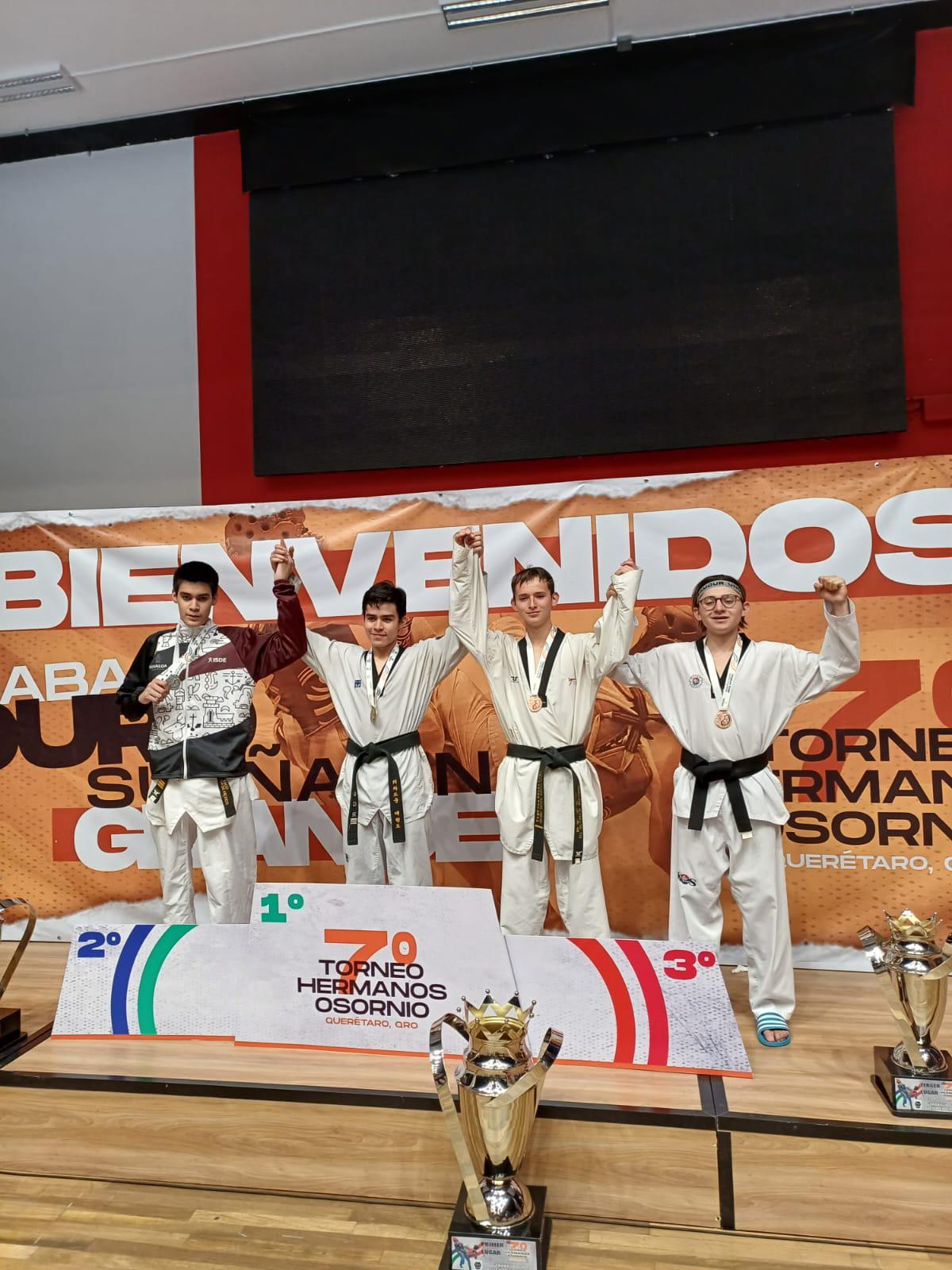 $!Suben mazatlecos al podio en el Séptimo Torneo Hermanos Osornio