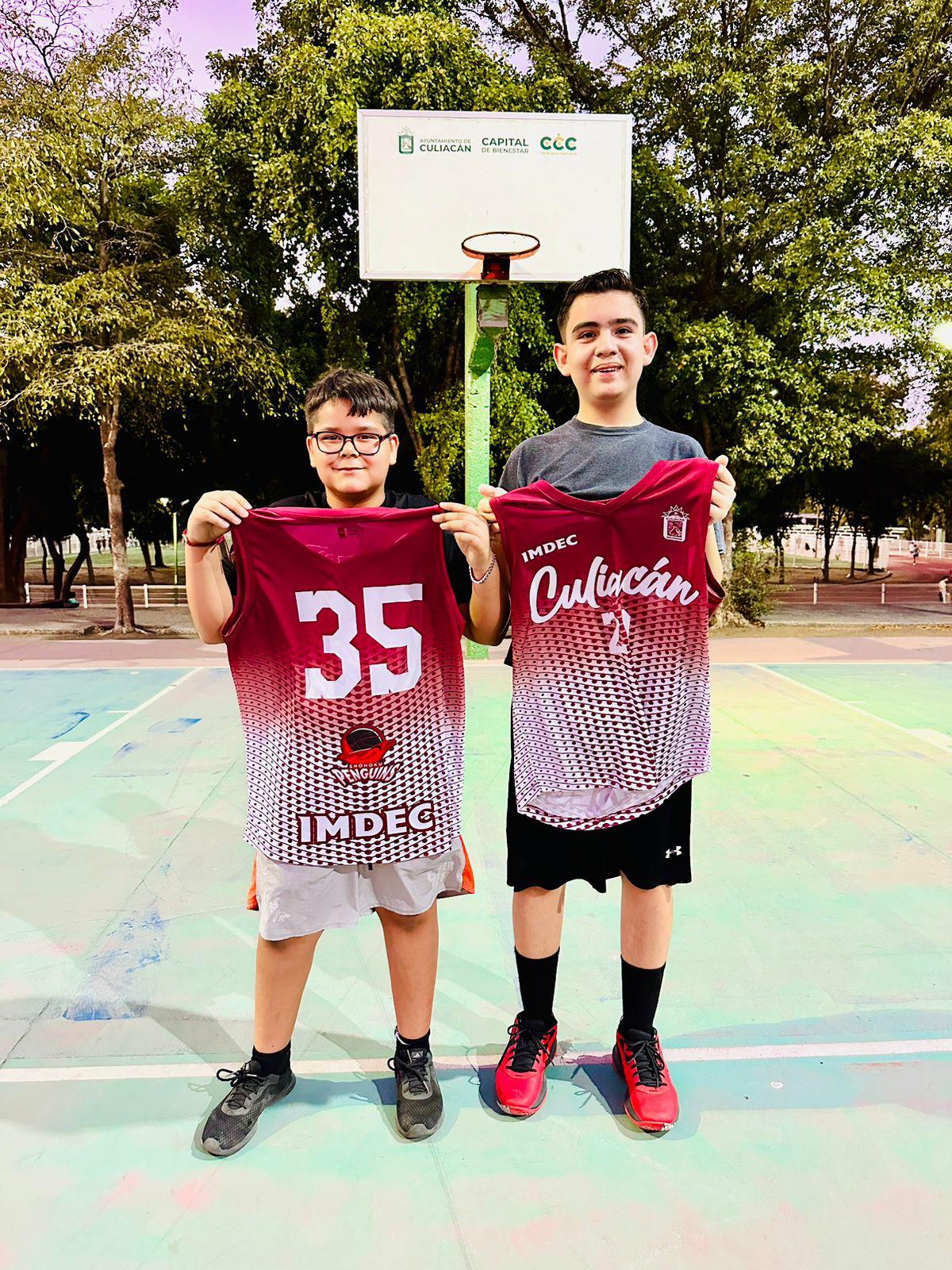 $!Continúa con gran demanda Escuela de Basquetbol para niños con autismo en Culiacán