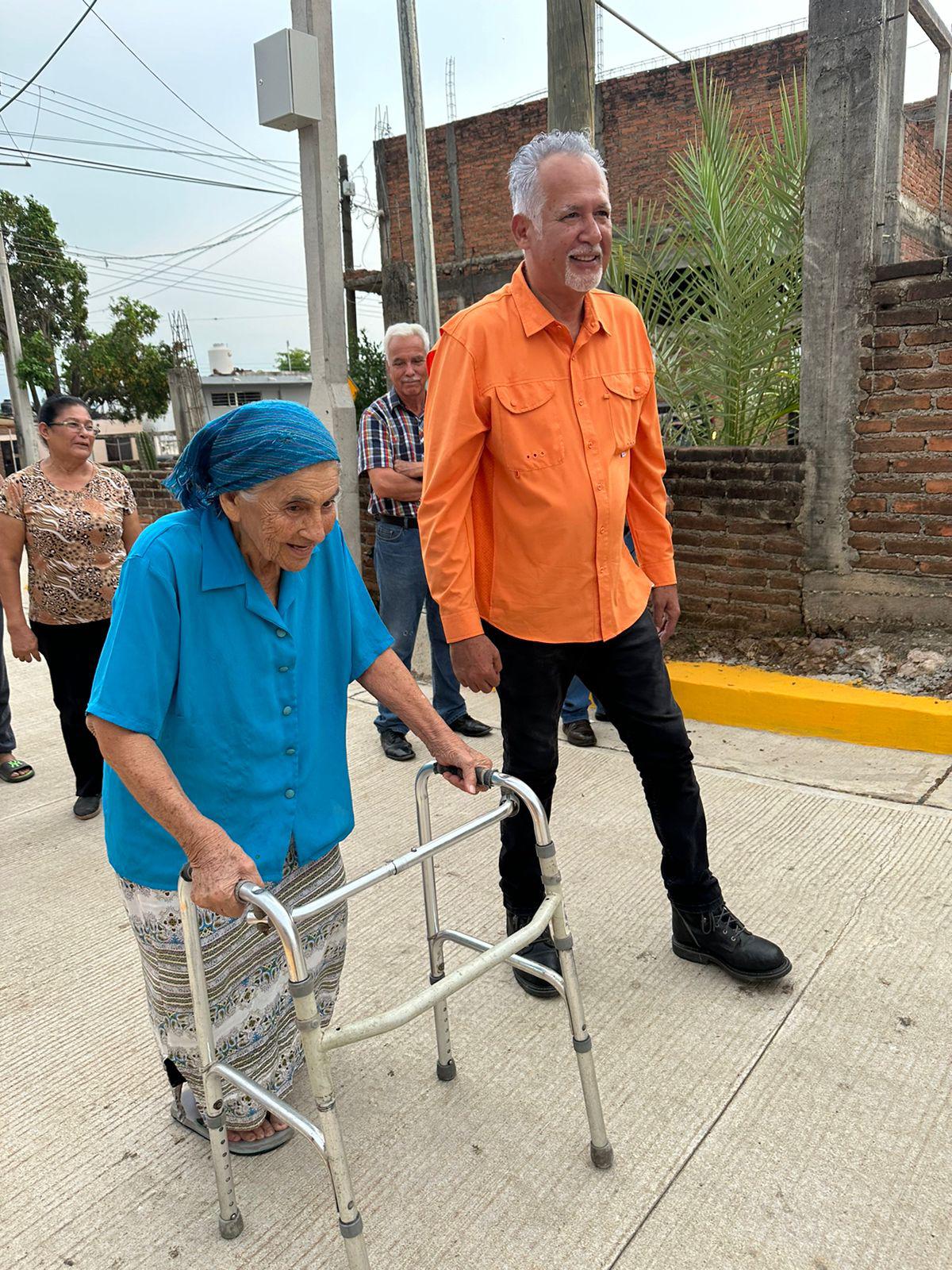 $!Inauguran pavimentación de calle en la colonia Emiliano Zapata, en Concordia