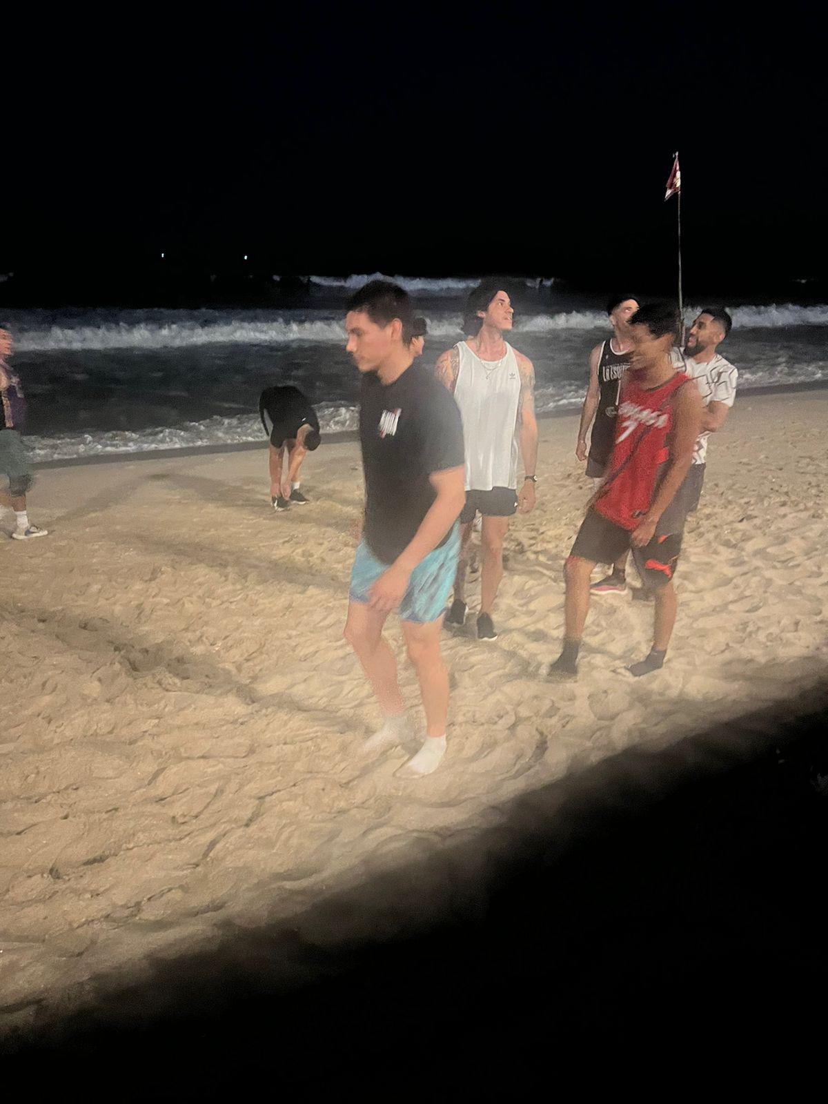 $!Piratas Basketball Mazatlán realiza trabajo de playa