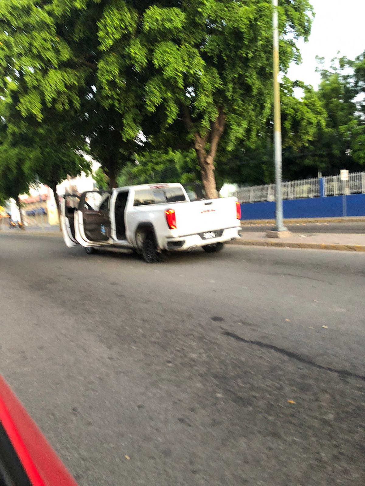 $!Reportan violencia de nuevo en Culiacán; hay armas de fuego, persecución y civiles armados