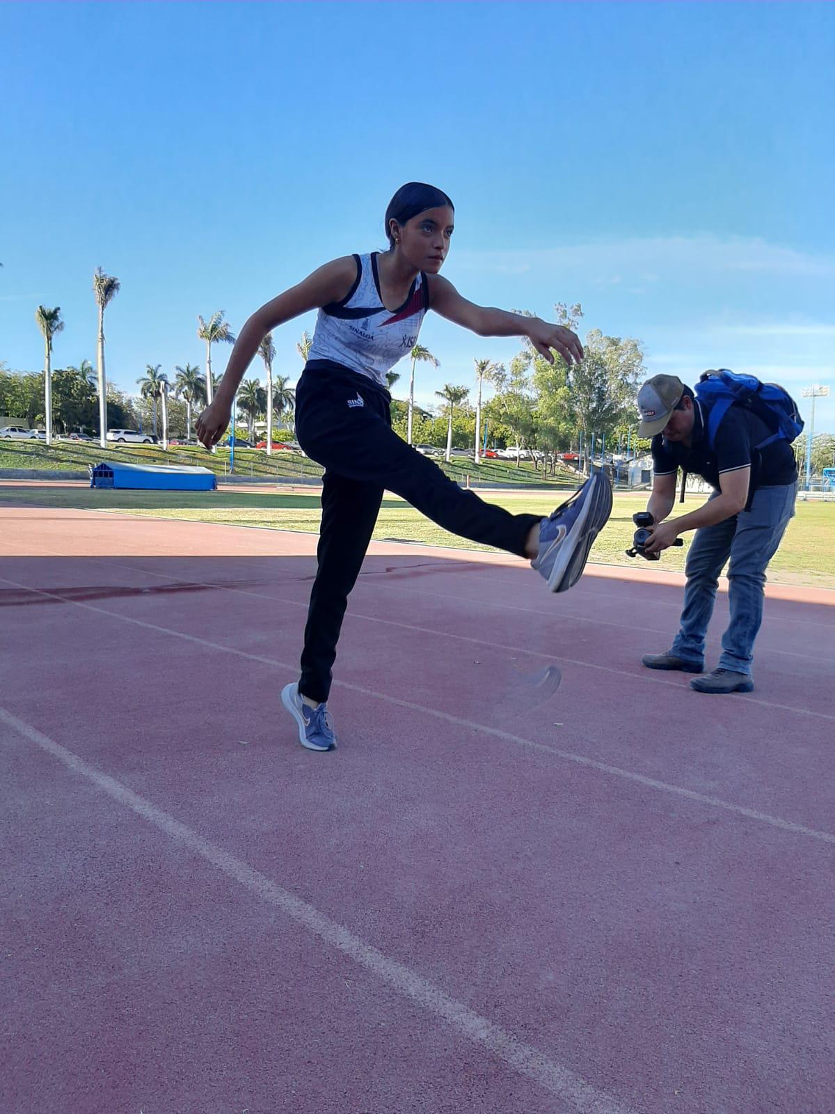 $!Promesa de atletismo de la UAS clasifica a los Nacionales Conade