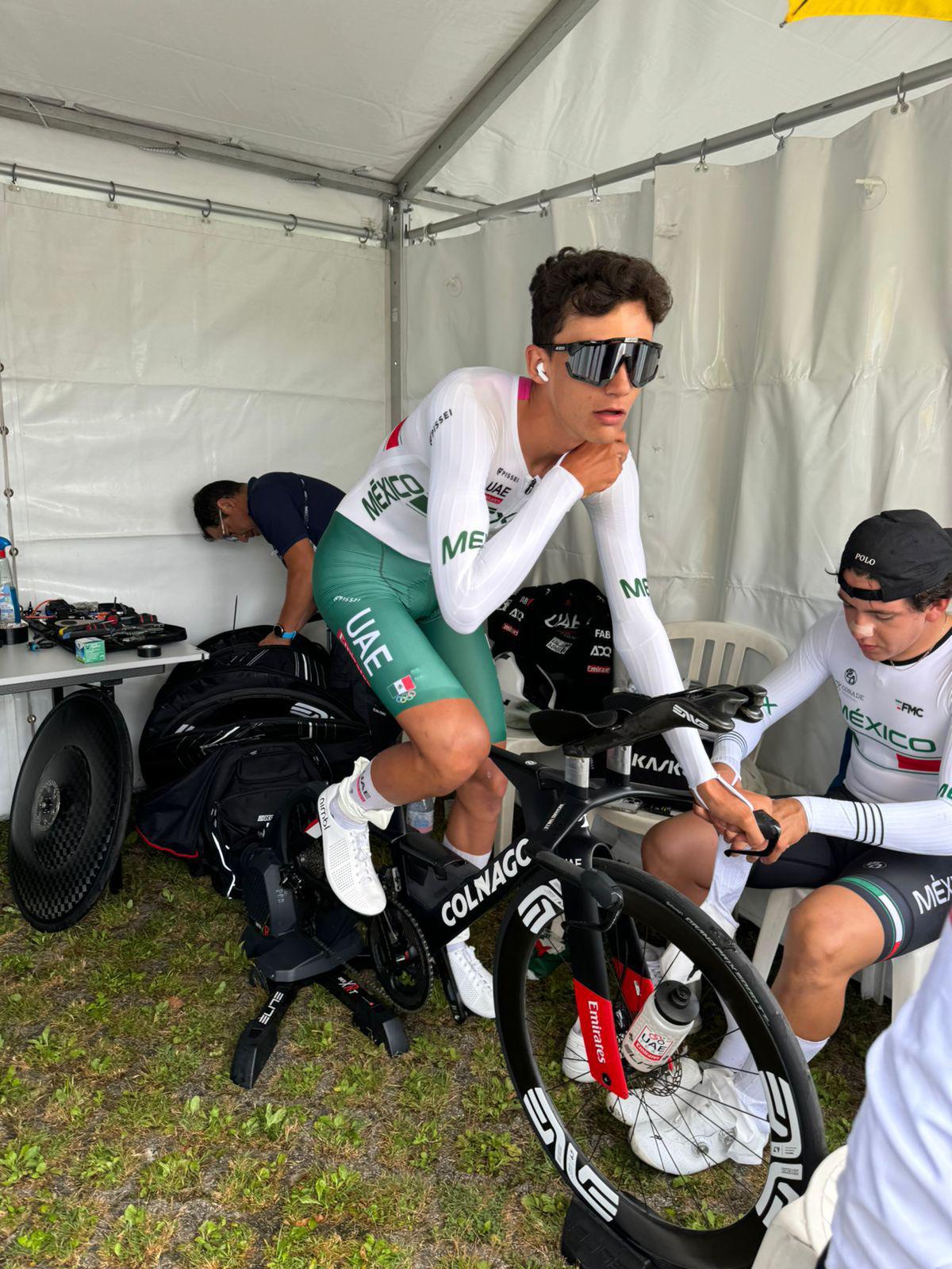 $!Isaac del Toro consigue histórico Top 12 en Campeonato Mundial de Ciclismo de Ruta 2024