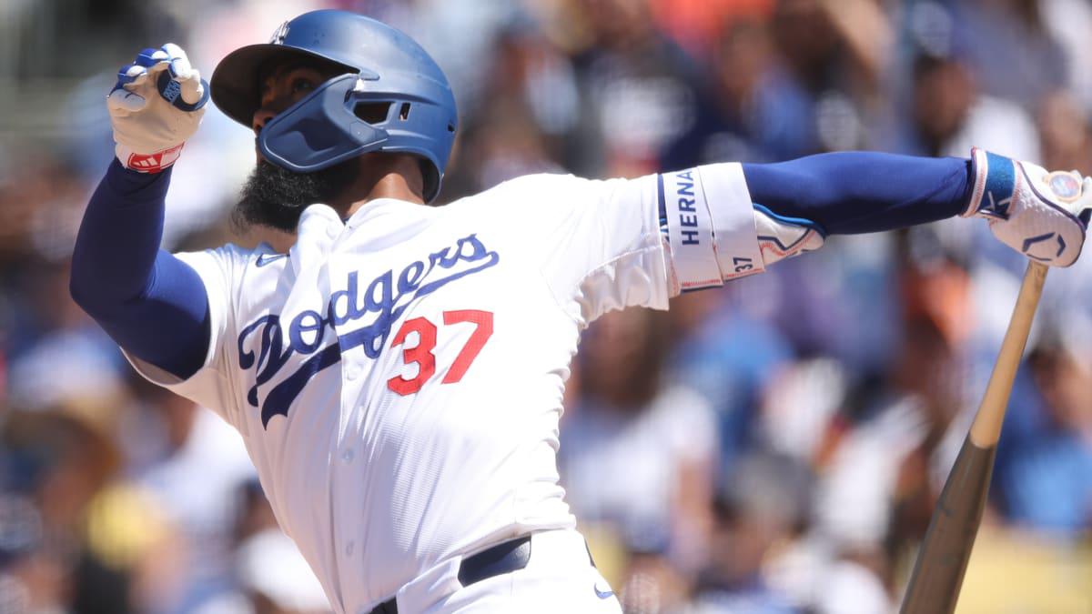 $!Detrás de 2 HR de Ohtani, Dodgers sacan las escobas contra Bravos