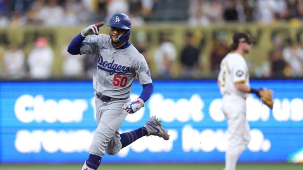 $!Con trueno y buen pitcheo, Dodgers mandan la Serie Divisional de regreso a Los Ángeles