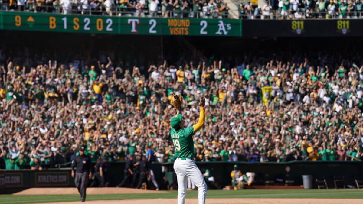 $!Tras 57 años, los Atléticos se despiden de Oakland con sentida victoria