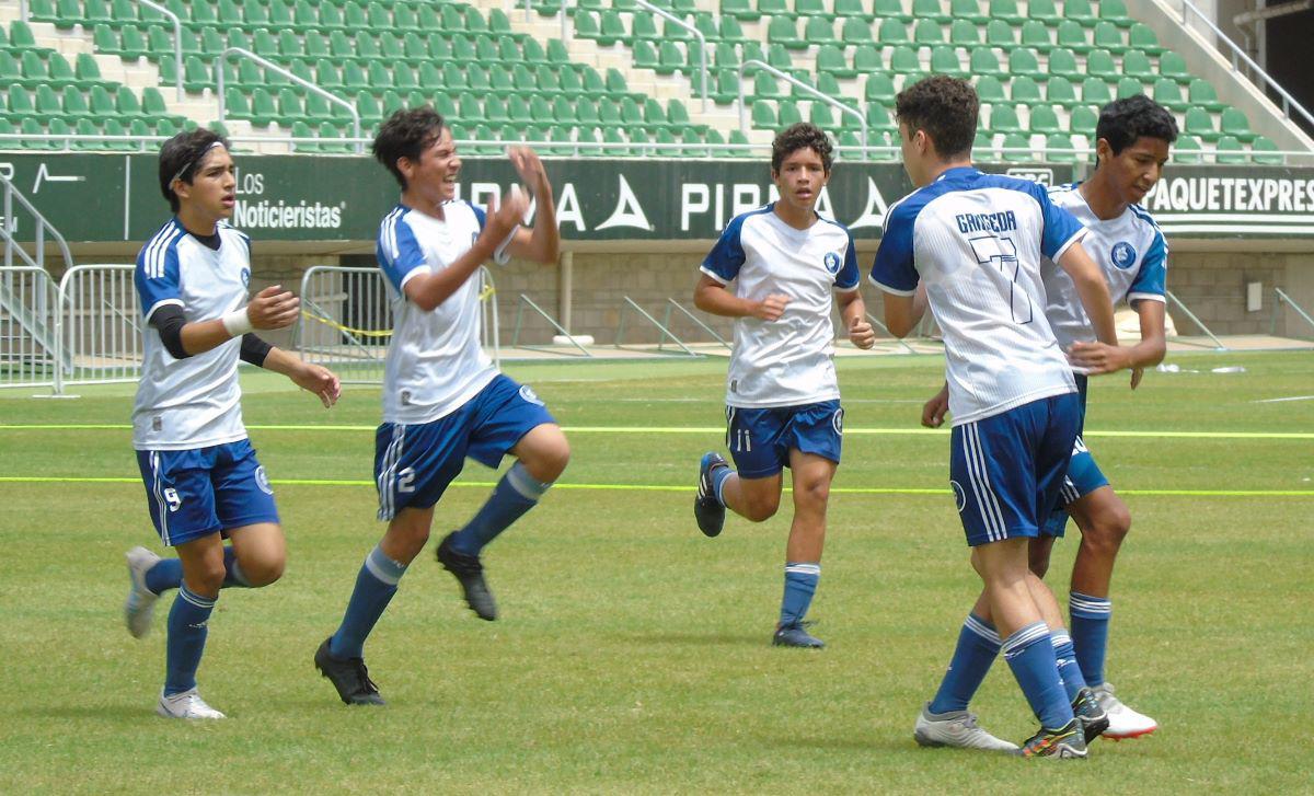 $!Locales ganan 4 títulos en Copa Mazatlán de Futbol 7